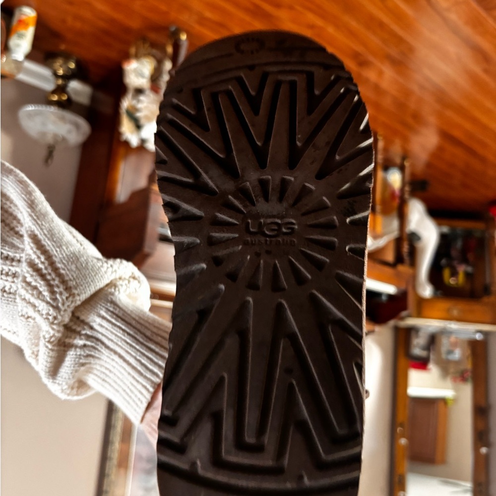 Authentic Ugg Boots - Picture 2 of 6